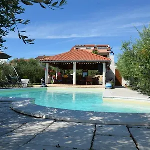 Apartament Family Friendly With A Swimming Pool Povljana, Pag - 244, Povljana