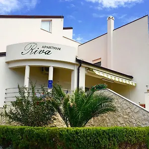 Riva Povljana