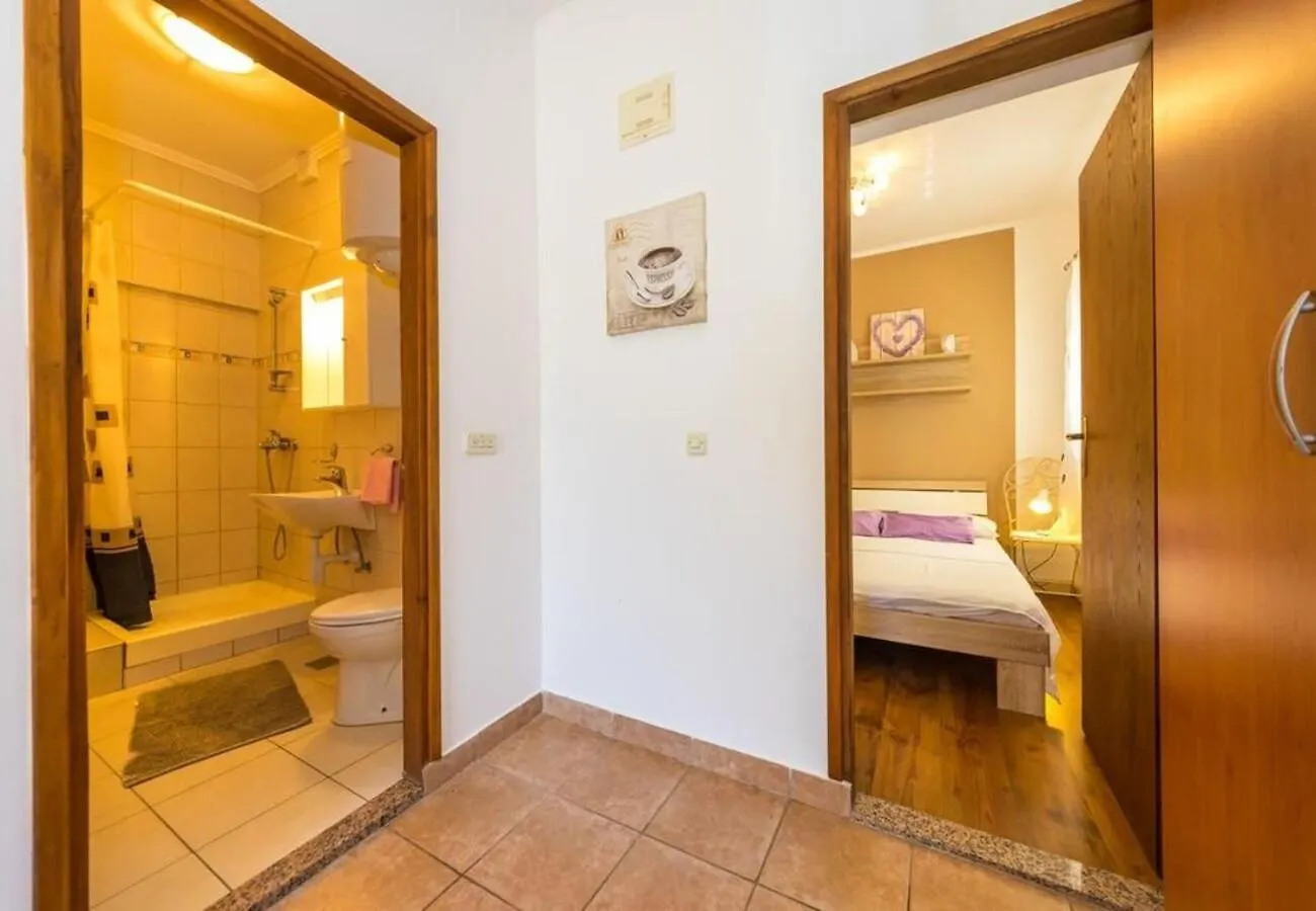 Apartment San Povljana 0*,  Croatia