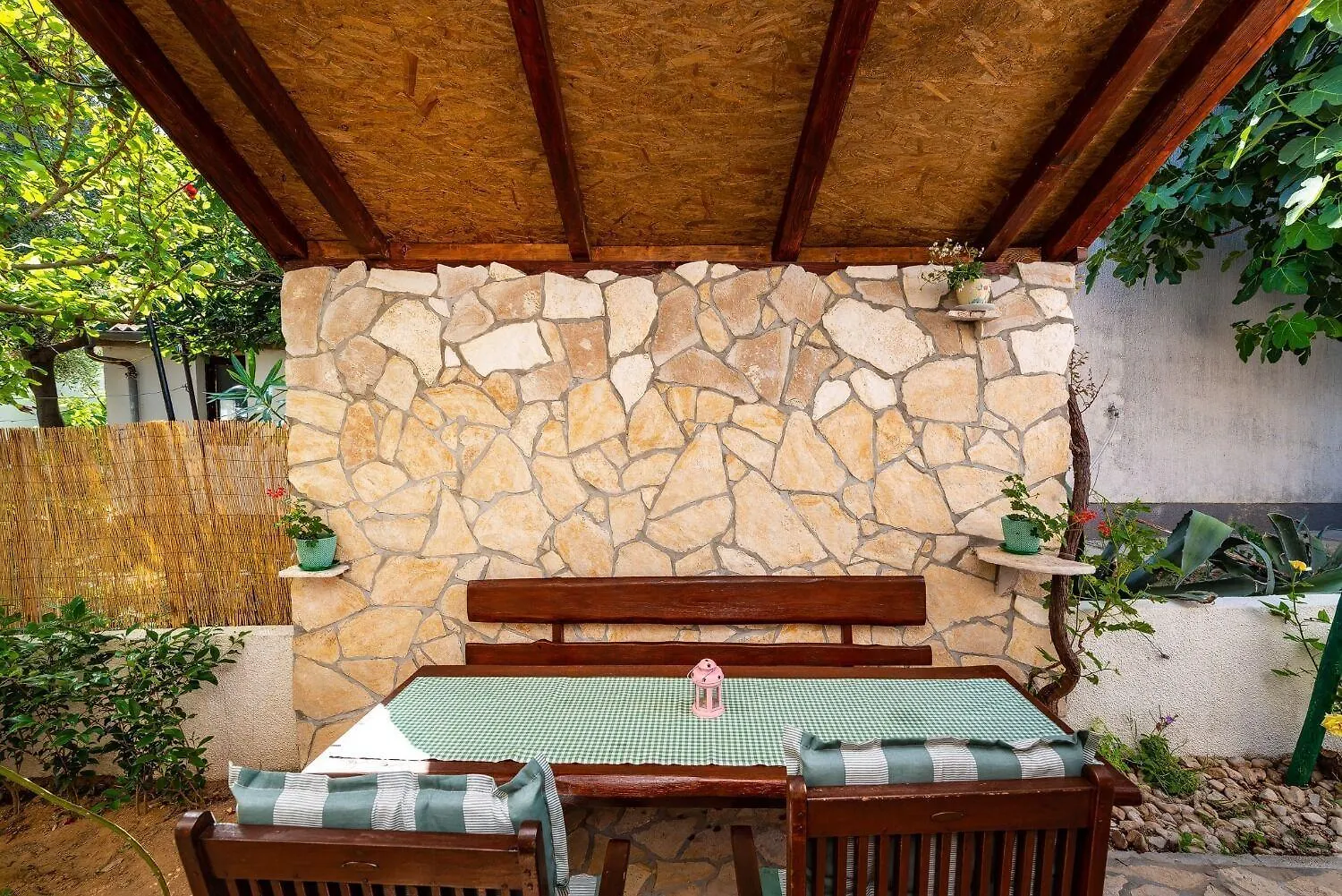 Apartment San Povljana
